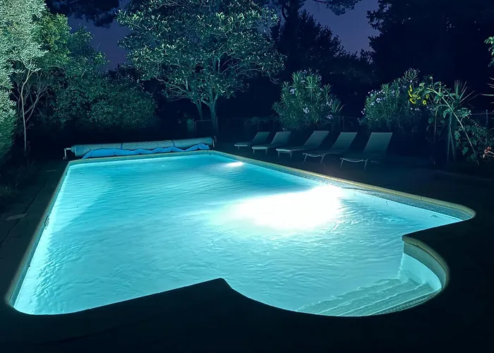 Le Repaire Magique アパート *